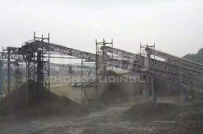 ����r���a��