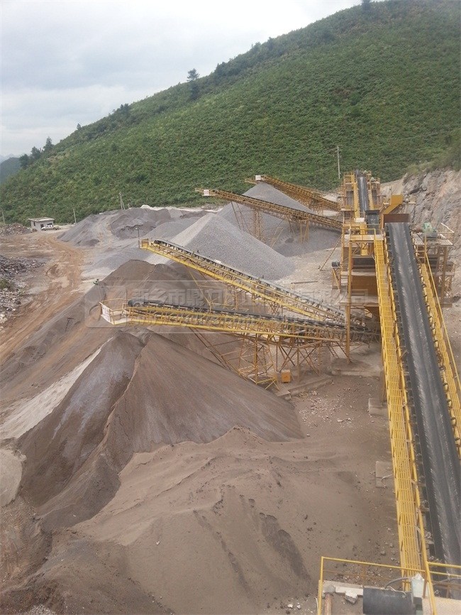 �F�����Pˮ�r(sh��)�a(ch��n)800-1000��ɰʯ���a(ch��n)��