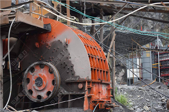 時產300噸石子制砂生產線多少錢?