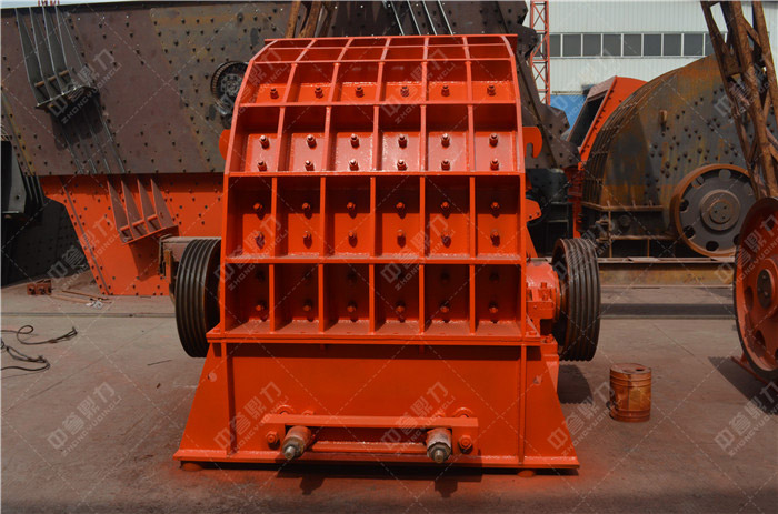 錘式破碎機(jī)設(shè)備多少錢(qián)一臺(tái)?