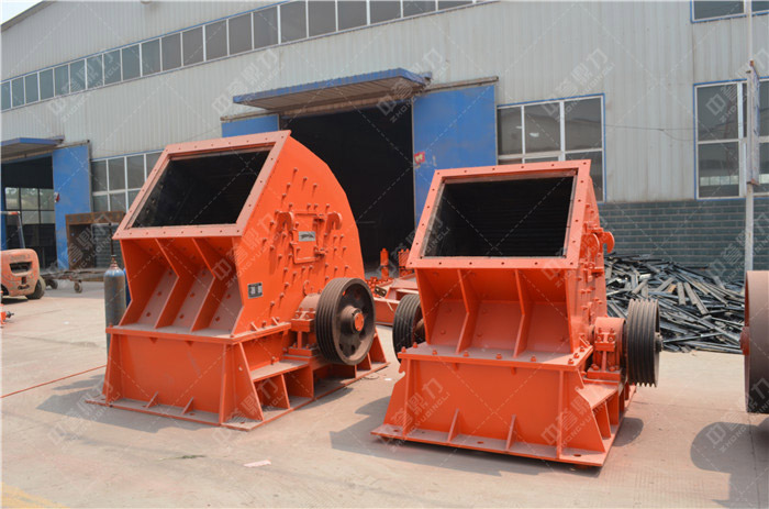 錘式破碎機(jī)設(shè)備多少錢(qián)一臺(tái)?