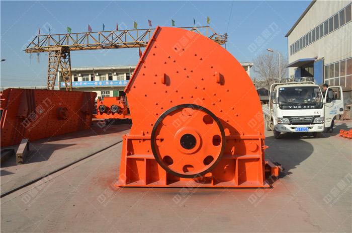 石灰石錘式破碎機設備多少錢