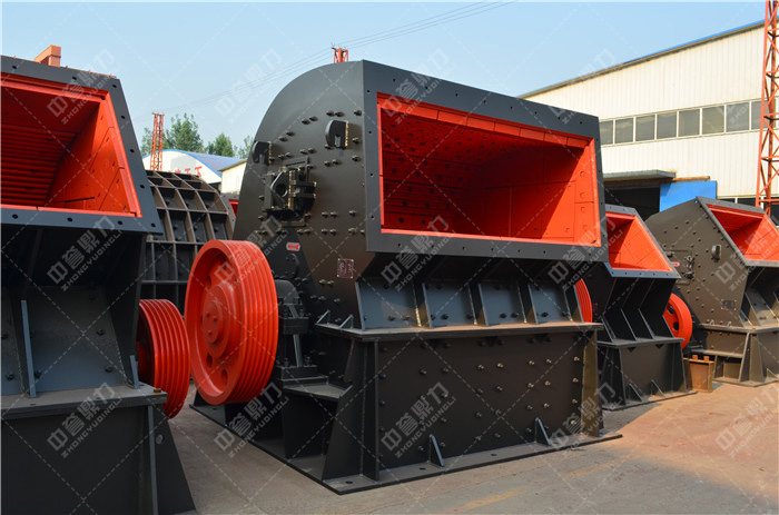 河南鼎力PCZ1620錘式破碎機參數