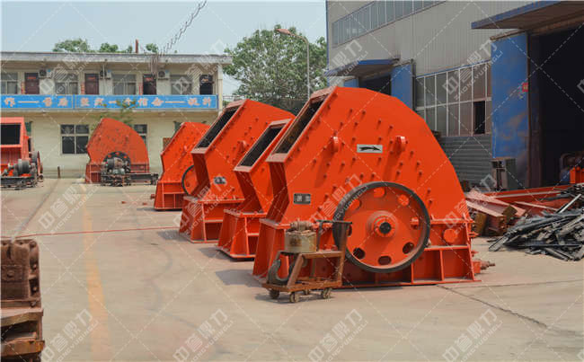礦山磕石機價錢